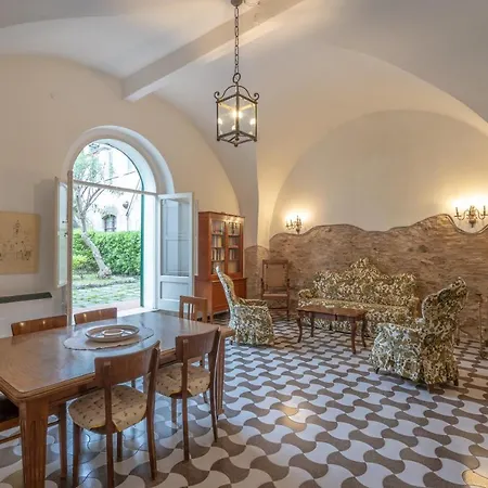 Il Giardino Nascosto