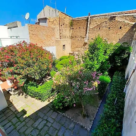 Il Giardino Nascosto 3*