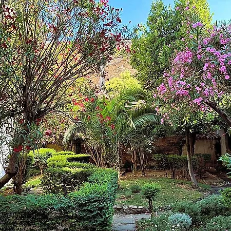 Panzió Il Giardino Nascosto Vasto