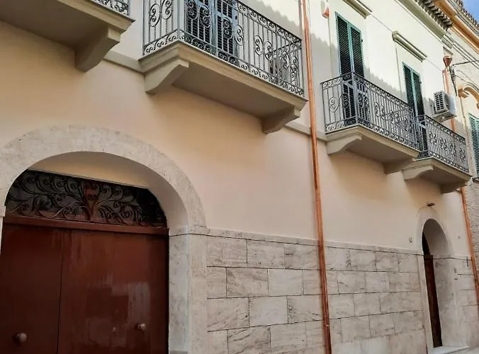 Il Giardino Nascosto 3* ואסטו