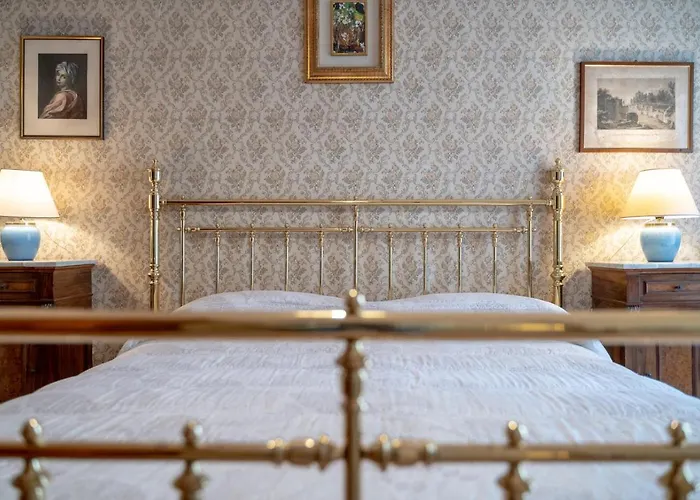 Il Giardino Nascosto לינה וארוחת בוקר ואסטו