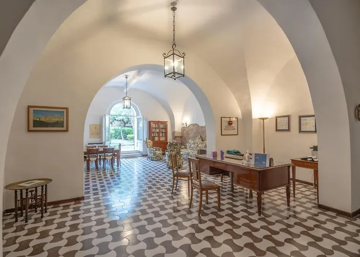 Il Giardino Nascosto ואסטו