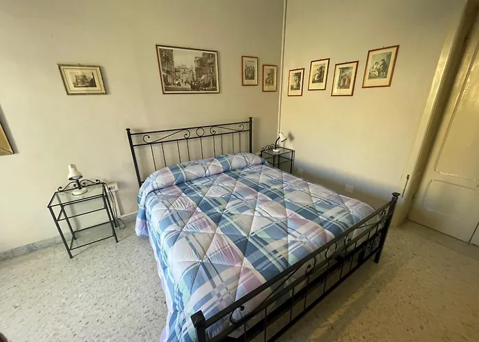 לינה וארוחת בוקר Il Giardino Nascosto ואסטו